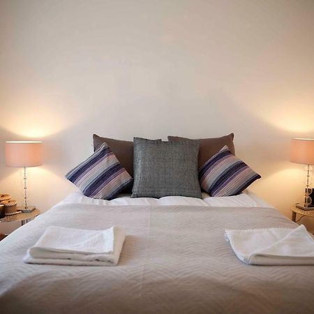 Beautiful One Bedroom Apartment Walking Distance To Paddington And Hyde Park 런던 외부 사진