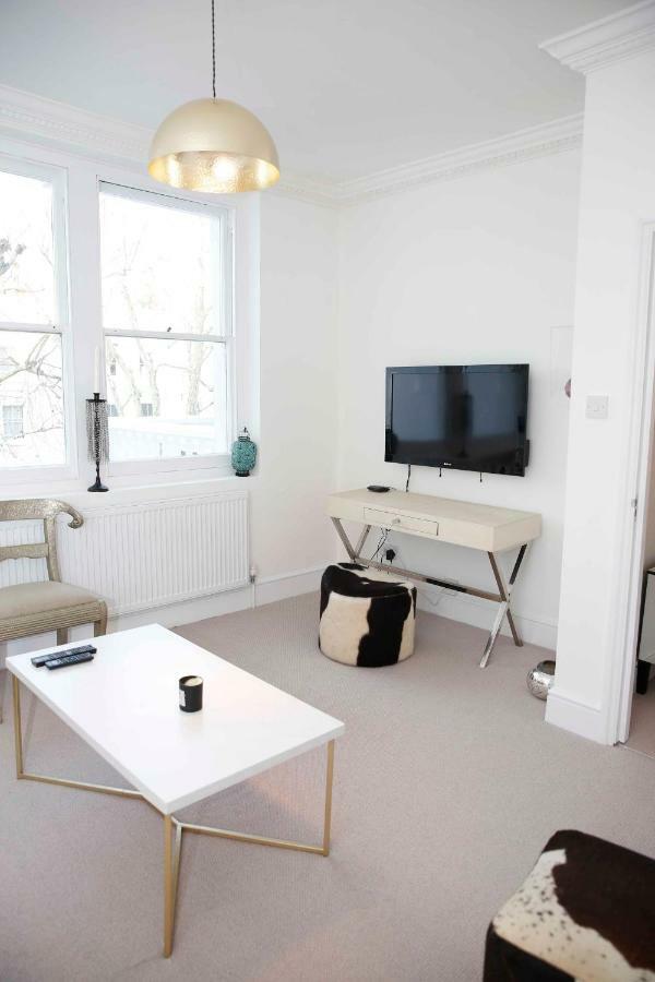 Beautiful One Bedroom Apartment Walking Distance To Paddington And Hyde Park 런던 외부 사진