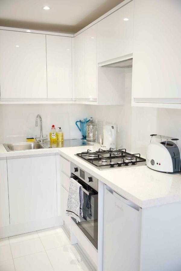 Beautiful One Bedroom Apartment Walking Distance To Paddington And Hyde Park 런던 외부 사진